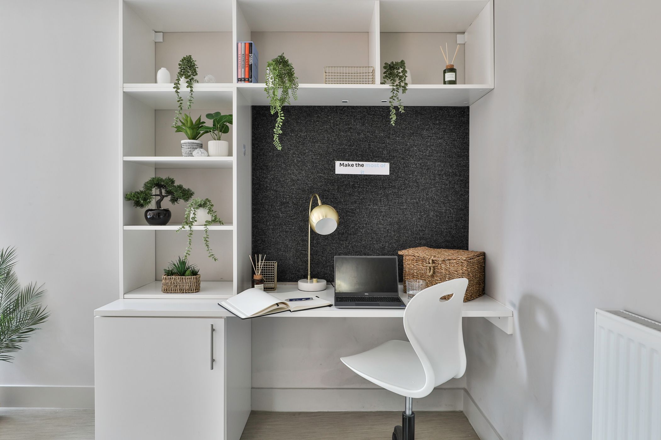 Premium 2 Bed Apartment - Shared Bathroom - room